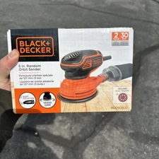 Black & Decker BDERO600 120V 2.4 Amp Brushed 5" Corded Random Orbit Sander New