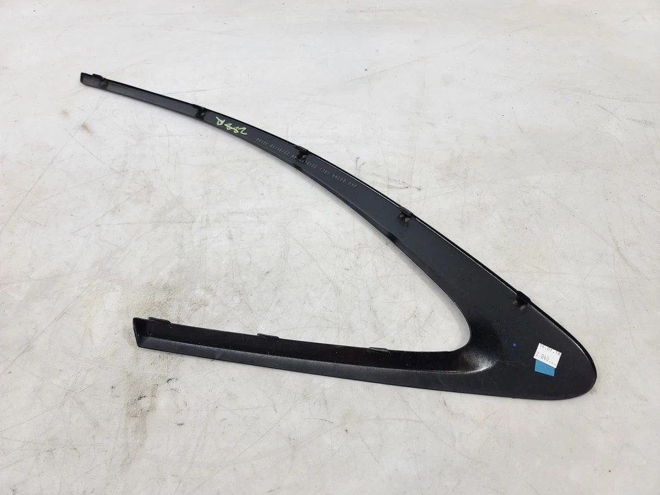 17-20 JAGUAR F-PACE TRASERO DERECHO PASO LADO CUARTO VENTANA CUBIERTA MOLDURA PANEL OEM Foto 2 de 3