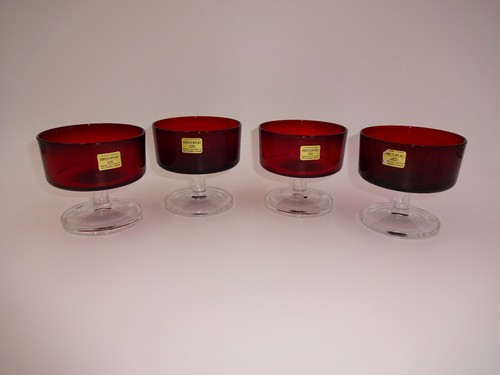 Set of 4 Vintage Ruby Red Clear Glass Arcoroc Sherbet Cups Dishes Glasses France