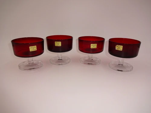 Set of 4 Vintage Ruby Red Clear Glass Arcoroc Sherbet Cups Dishes Glasses France