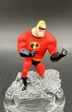 MR INCREDIBLE THE INCREDIBLES 2 ACTION FIGURE PLASTIC TOY PRE-OWNED