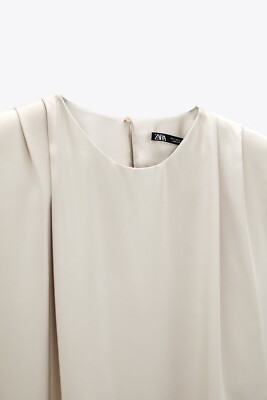 ⭐︎じゅん⭐︎ORR Satin Shoulder Pad Blouse Satin Padded Blouse Champagne - ORR