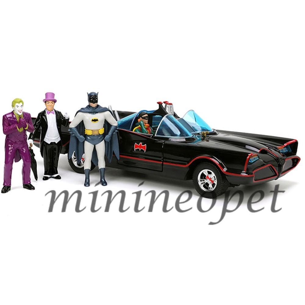 JADA 1966 CLASSIC BATMOBILE 1/24 w/ BATMAN, JOKER, PENGUIN