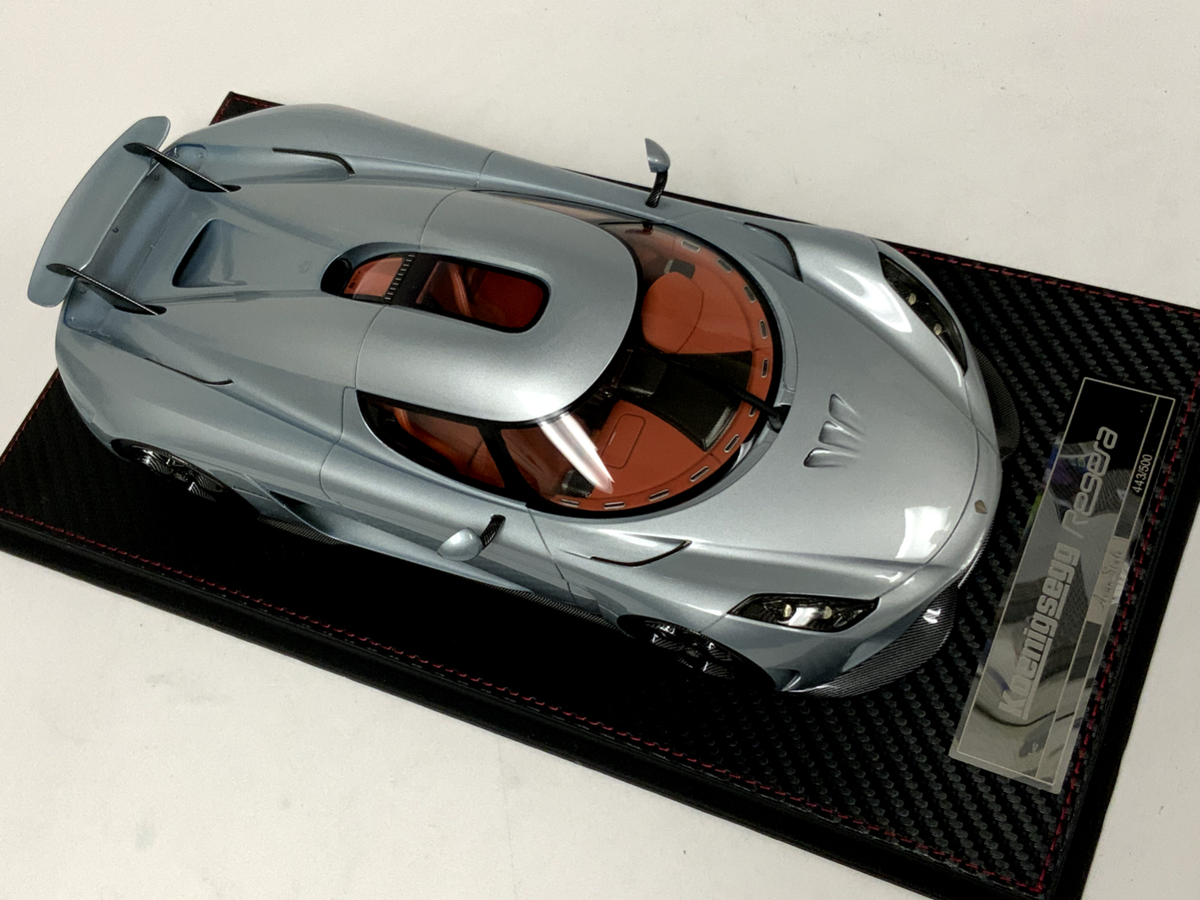 FrontiArt Koenigsegg Regera 1/18 ミニカー Frontiart 1/18 Koenigsegg regera (new) koenigsegg naked