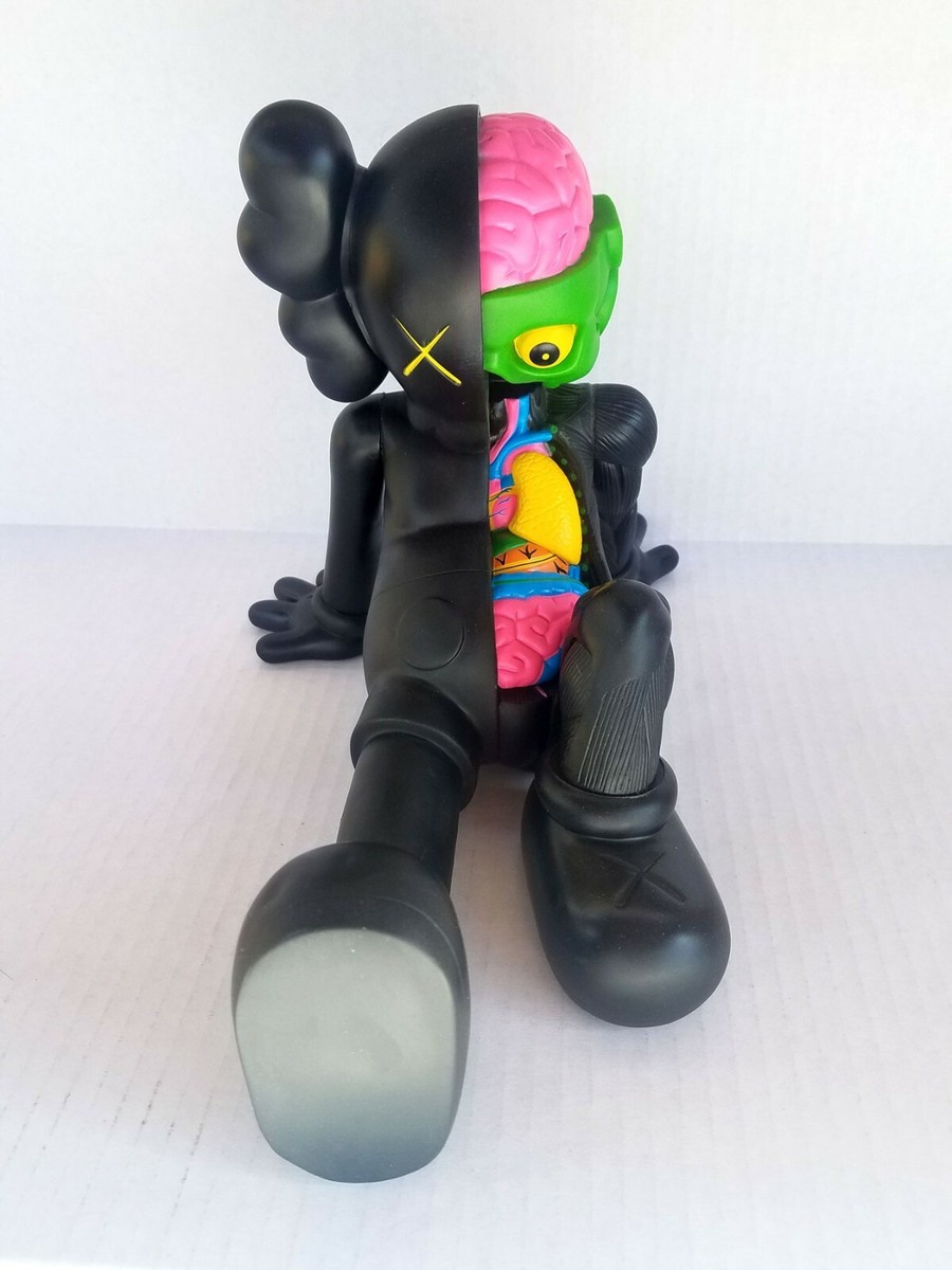 黒】MEDICOM TOY (メディコムトイ) ×KAWS COMPANION Resting Place