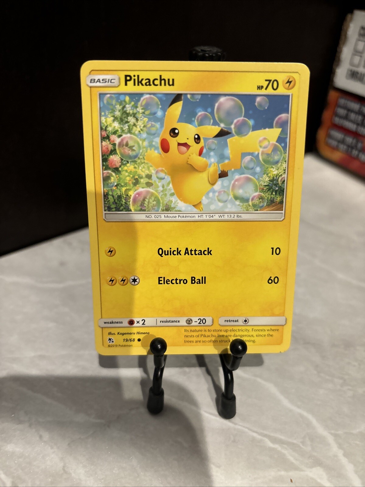 Pokémon TCG Pikachu Hidden Fates 19/68 Regular Common-Fast Ship-NM!!