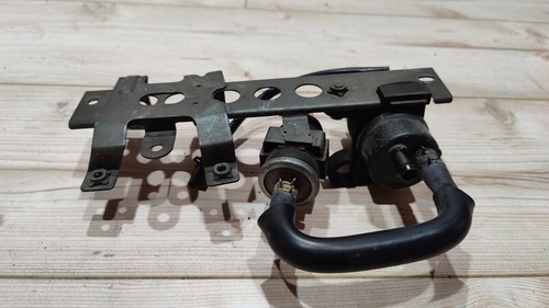 Yamaha FZS Fazer 600 RJ02 Benzinpumpe Kraftstoffpumpe + Halter B - Bild 2 von 3
