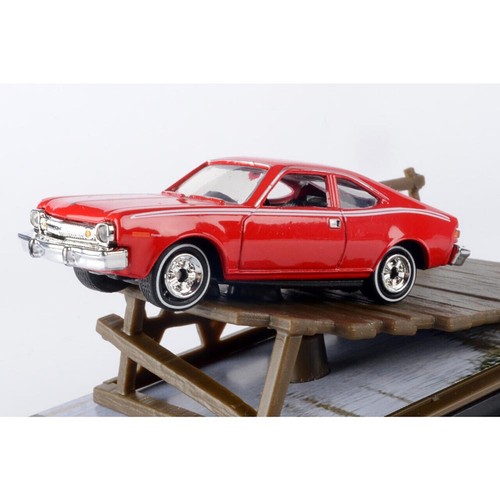 James Bond Man with the Golden Gun 1974 AMC Hornet 3" Diorama 1:64 Scale - Picture 3 of 6