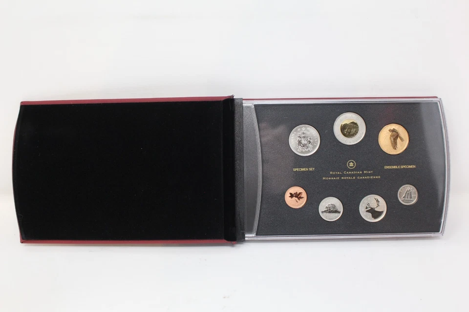 2010 Canada 7 Coin Specimen Set Northern Harrier Hawk - Complete - Image 4 of 4