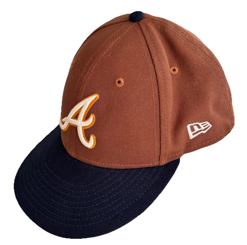 Бейсболка Atlanta Braves MLB Tiramisu темно-синяя с полями 59FIF размер 7 3/4 - Изображение 2 из 4