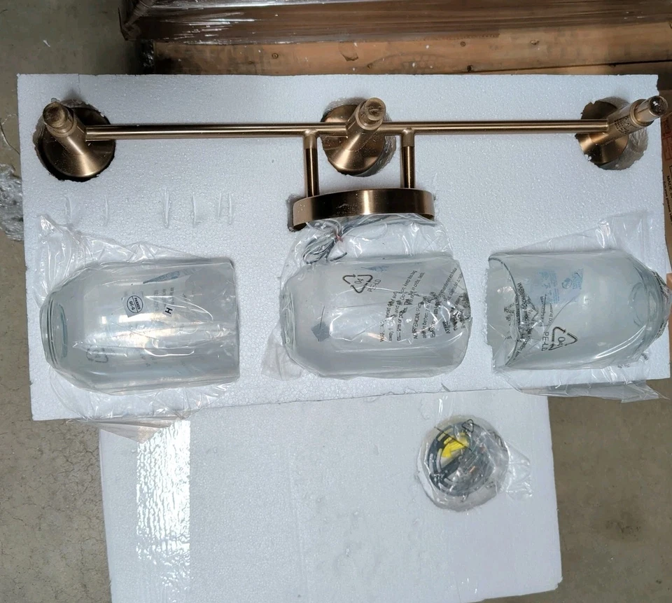 Kichler Madden 3 Luz 24"W Luz de tocador Bronce 55185CPZ Foto 2 de 2