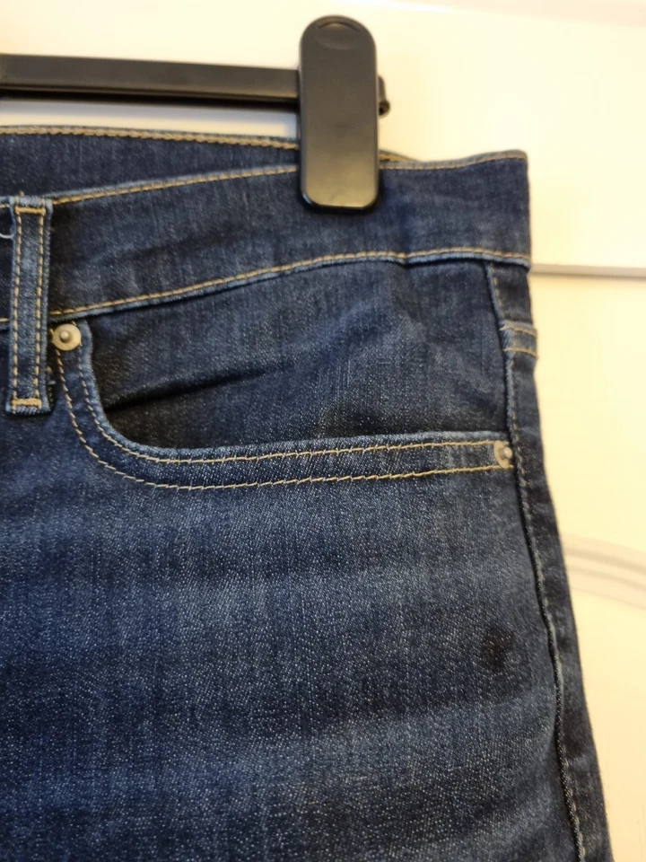 Levi 311 Women's Shaping Skinny Denim Jeans Blue, Size W33 L32 - Image 3 of 4