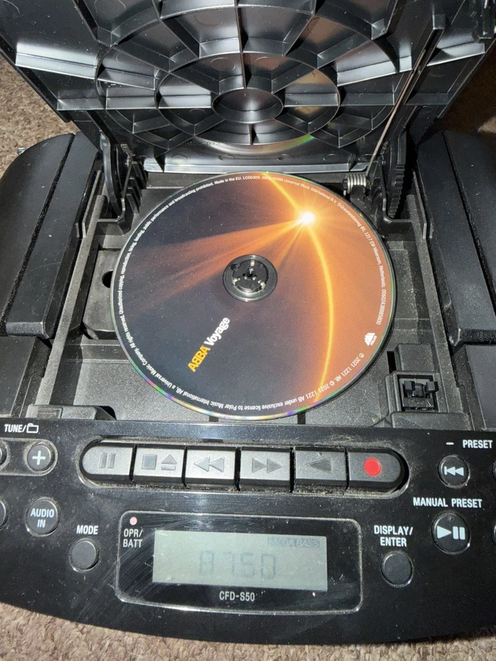 Sony CFD-S50 CD Radio Cassette-Corder Boombox FM AM AUX - Image 2 of 4