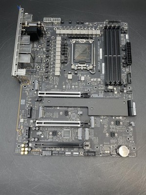 MSI PRO B650-S WiFi ProSeries Motherboard PC1723231
