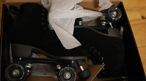 Luna Skates Rollschuhe Shadow Roller Derby Figure Kunstlauf EU40 UK6.5 schwarz - Bild 9 von 11