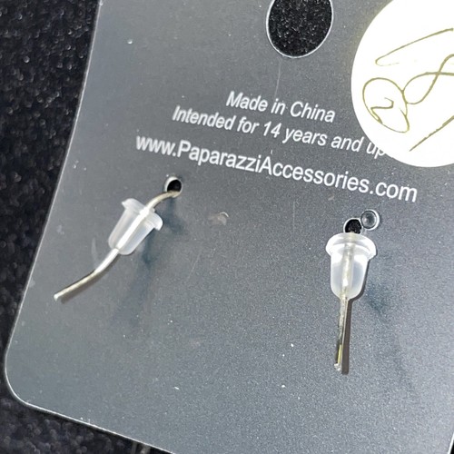 Paparazzi Jewelry Boundless Beauty Fish Hook Earrings - Picture 3 of 4