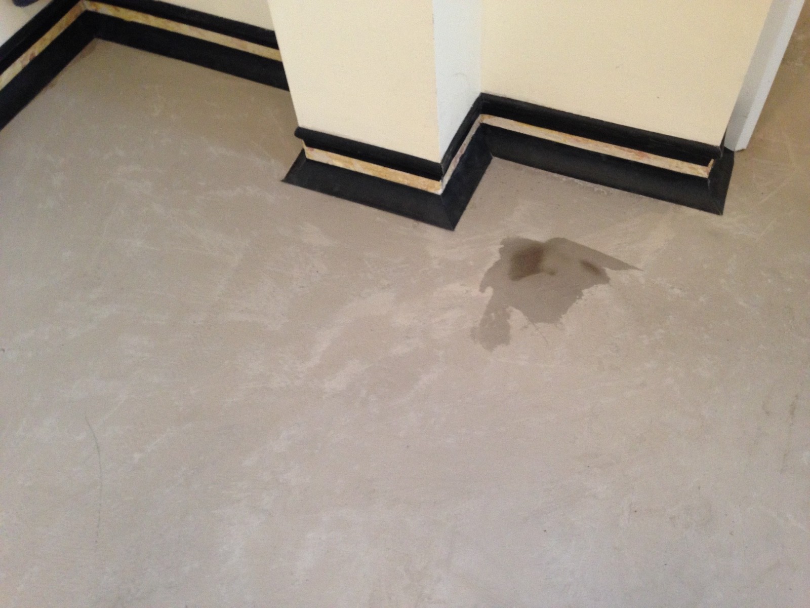 Vinyl floor Capping Strip, Safety Flooring , wet room etc 2 X 2 METRE