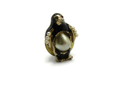 Vintage Penguin Pin Brooch Black Enamel Faux Pearl Belly Wings Red Eye Gold Tone