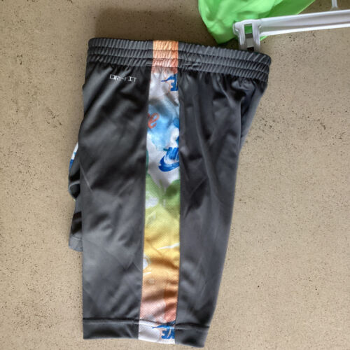 Nike Boys Dri-Fit 2 Piece Tank & Shorts Set Just Do It Neon Green & Gray Size 7 - Picture 6 of 7