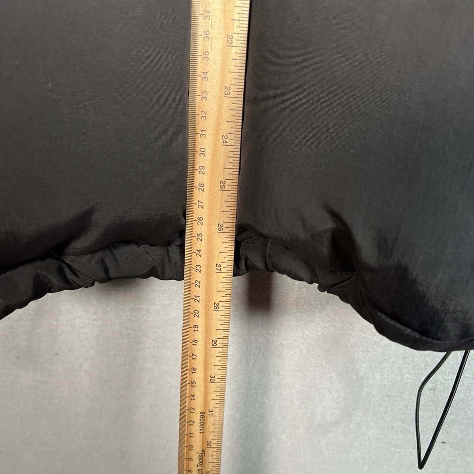 Chaqueta acolchada UNDEFEATED para adulto mediana negra cremallera completa con capucha plumón de ganso para hombre Foto 3 de 4