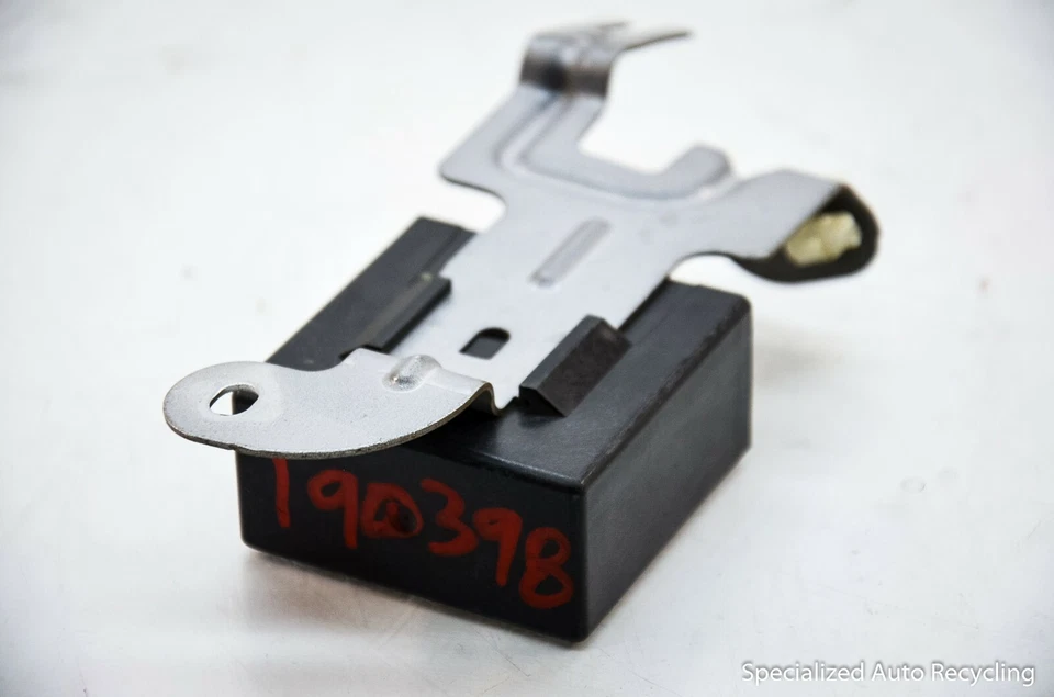 2015 Honda Pilot Trailer Control Module OEM 39992-SZA-A011-M1 - Изображение 3 из 3