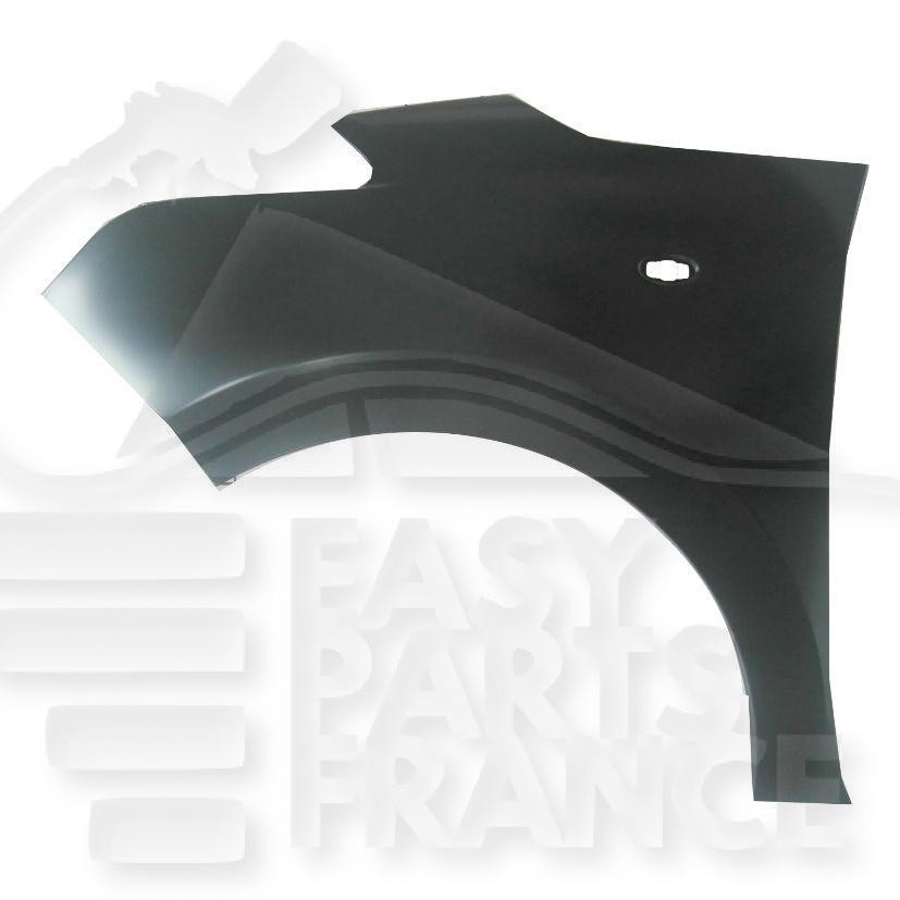 Remplacer aile avant gauche abîmée de Citroën C3 Picasso 2010 avec feu latéral