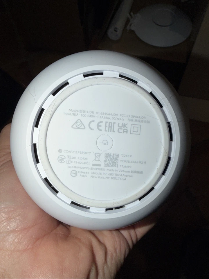 Ubiquiti UDR UniFi WiFi 6 Dream Router - Image 3 of 3