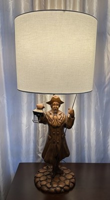 MCM VTG TALL WOOD CARVED TABLE LAMP COLONIAL TOWN CRIER MAN