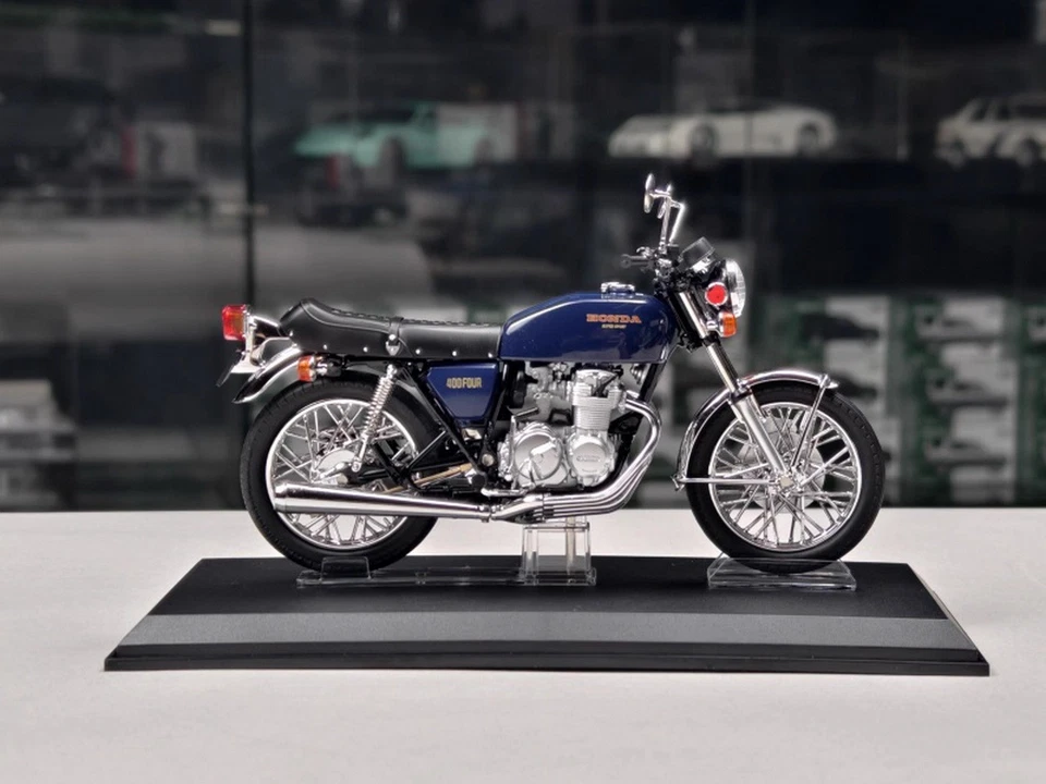 AOSHIMA 1/12 Scale HONDA 400FOUR Blue Motorcycle Diecast Model Toy  - Bild 4 von 4