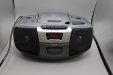 Lenoxx Sound Stereo Compact Disc And AM/FM Portable Radio CD/ Cassette player