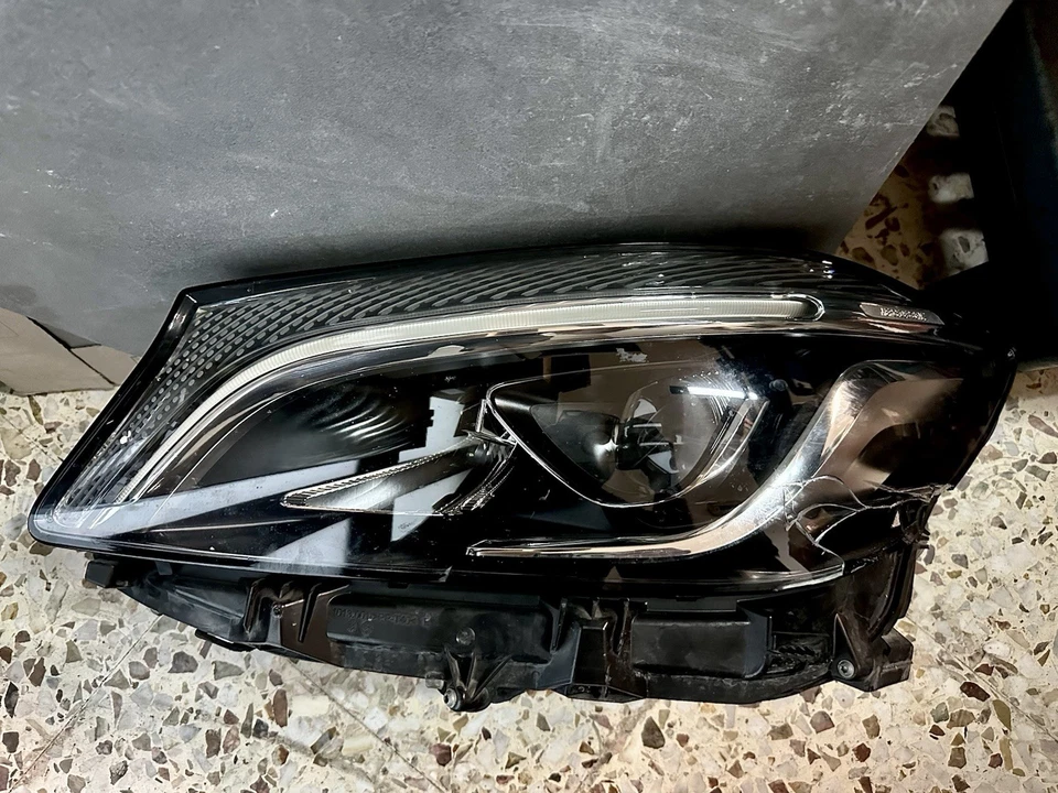 Fanali Full Led Per Mercedes Benz Classe A W176 (12 - 18) Dx - Sx - Immagine 3 di 4