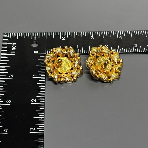 Monet Gold Tone Jewel Tone Stud Earrings Red Green Purple Blue Cabochon Cluster - Picture 2 of 7
