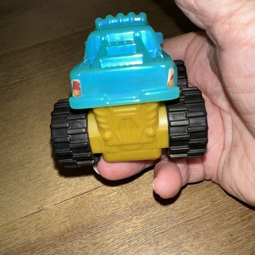 Disney Pixar Cars Mini Racer 2022 On The Road Ivy Monstertruck - Bild 6 von 7