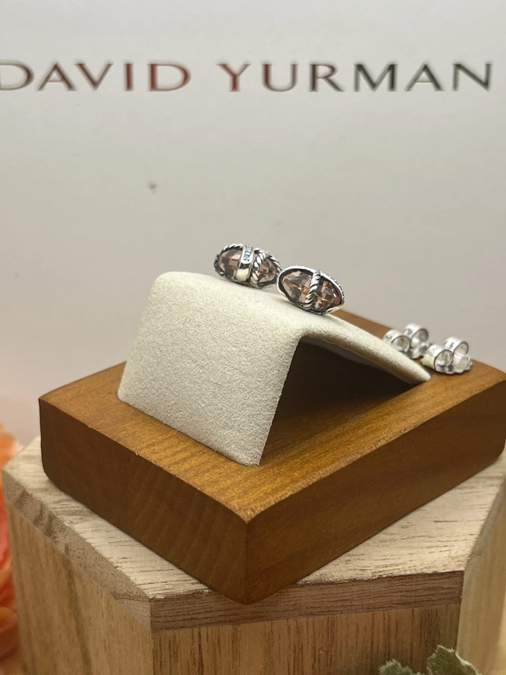 Aretes David Yurman de plata esterlina con cable con morganita y diamantes Foto 2 de 4