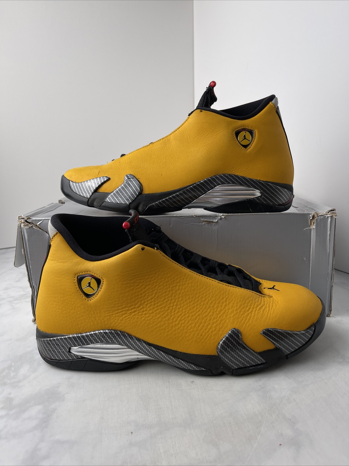 jordan 14 retro reverse ferrari