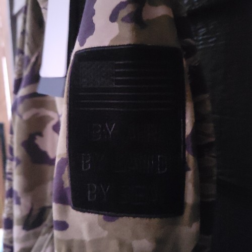Under Armour Hoodie Boy M Green Camo Project Rock Veterans Day Pullover - Picture 4 of 4