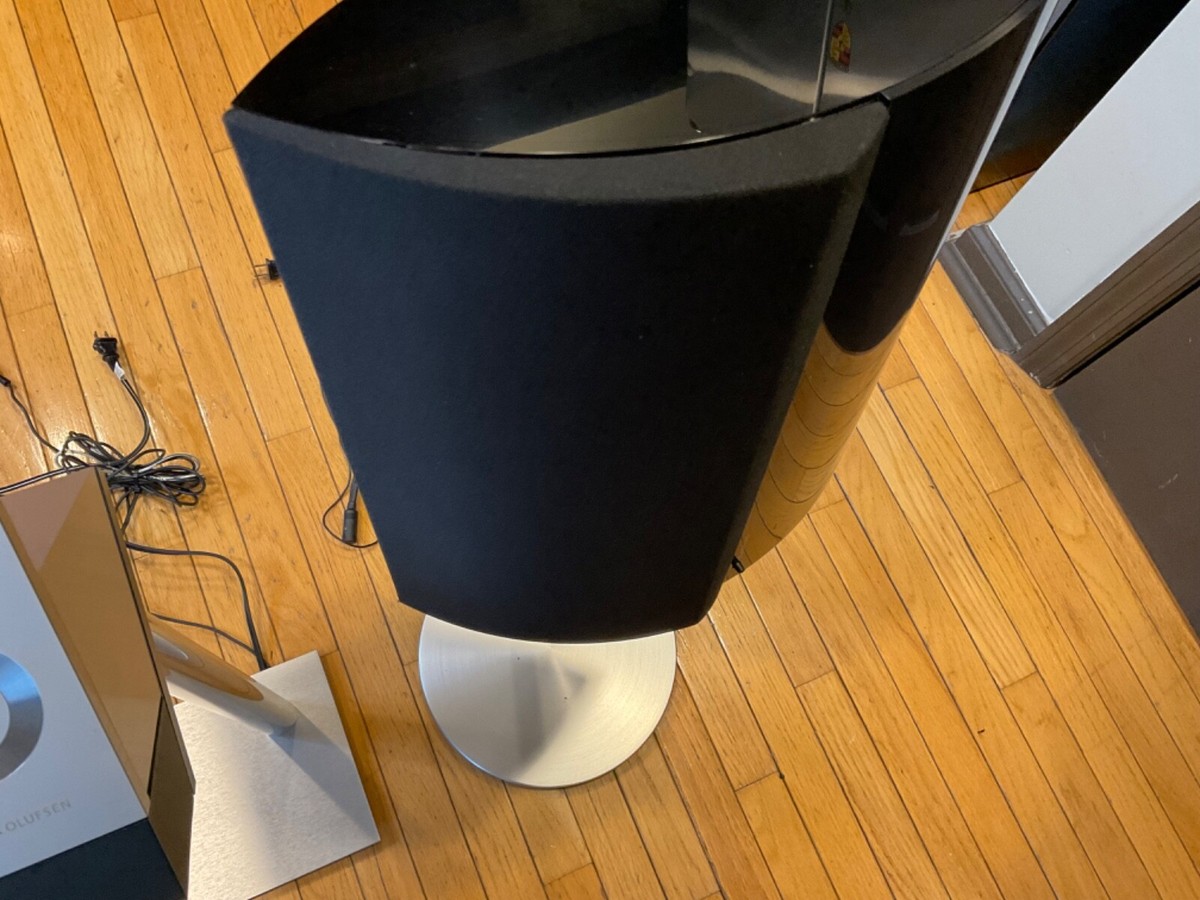 Bang & Olufsen Beosound Moment & Beolab 4000 with Floor Bang & Olufsen Beosound Moment & Beolab 4000 with Floor