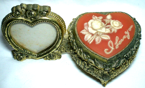 Sankyo Cameo Heart Picture Frame Music Box "Somewhere My Love" (Dr. Zhivago) - Picture 2 of 11