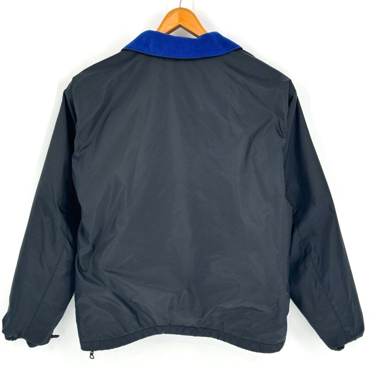 VTG 90's Columbia Black with Blue Fleece Lining Zip Up Nylon VTG 90's Columbia Black with Blue Fleece Lining Zip Up Nylon
