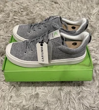 IBI Low Stone Light Grey Knit Cariuma Sneaker Men’s Size 9 Wmn’s 10.5