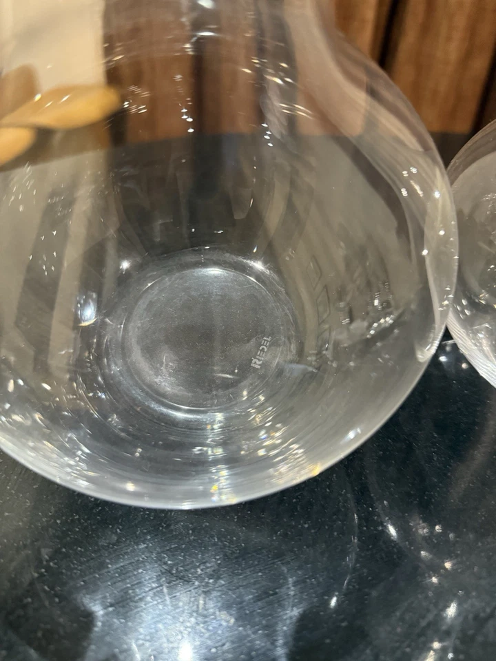 Jarra de cristal con globo Riedel 36 OZ (1 por pedido) Foto 3 de 4