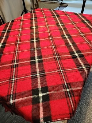 Vintage Stadium Blanket Red White and Black Plaid Faribo Woolen Mills 48'' X 55''