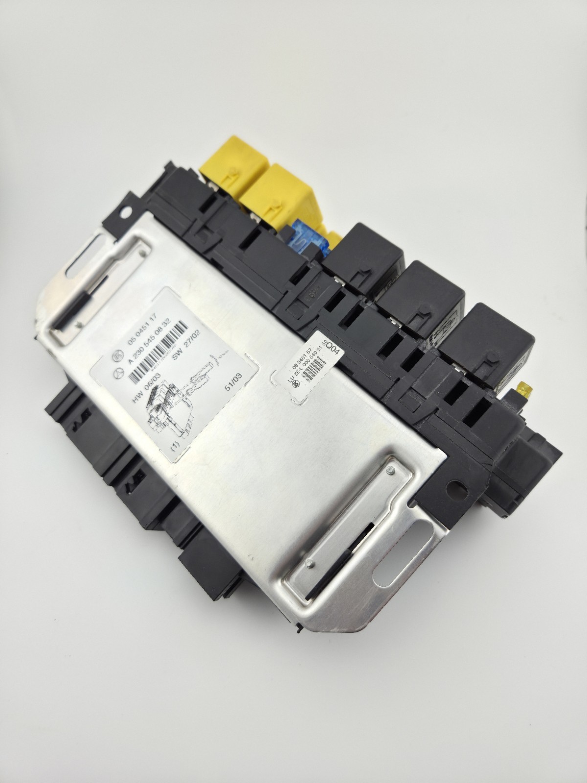 03-12 MERCEDES R230 SL500 SL63 AMG FRONT LEFT SAM FUSE BOX CONTROL MODULE ASSY