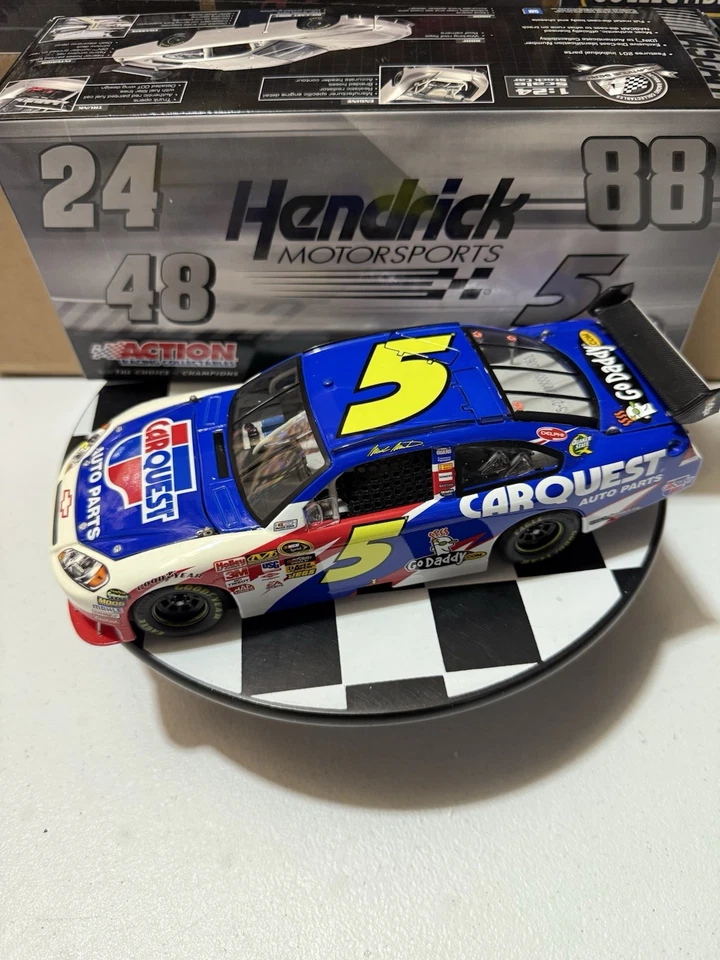 Mark Martin #5 CarQuest 2010 COT 1/24 Nascar Diecast - Image 2 of 4