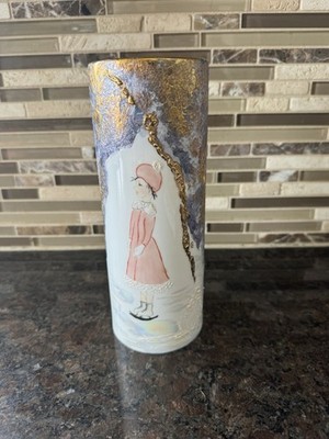 Gerold -Tettau Bavaria Germany Handgefertigt 6892/2 Ice Skate Girl Raised Paint