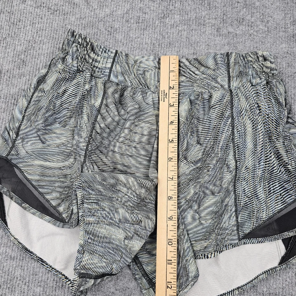 Pantalones Cortos Lululemon Hotty Hot Para Mujer 6 Altos Gris Estampado Remolino Correr Forrados Ropa Activa Foto 4 de 4
