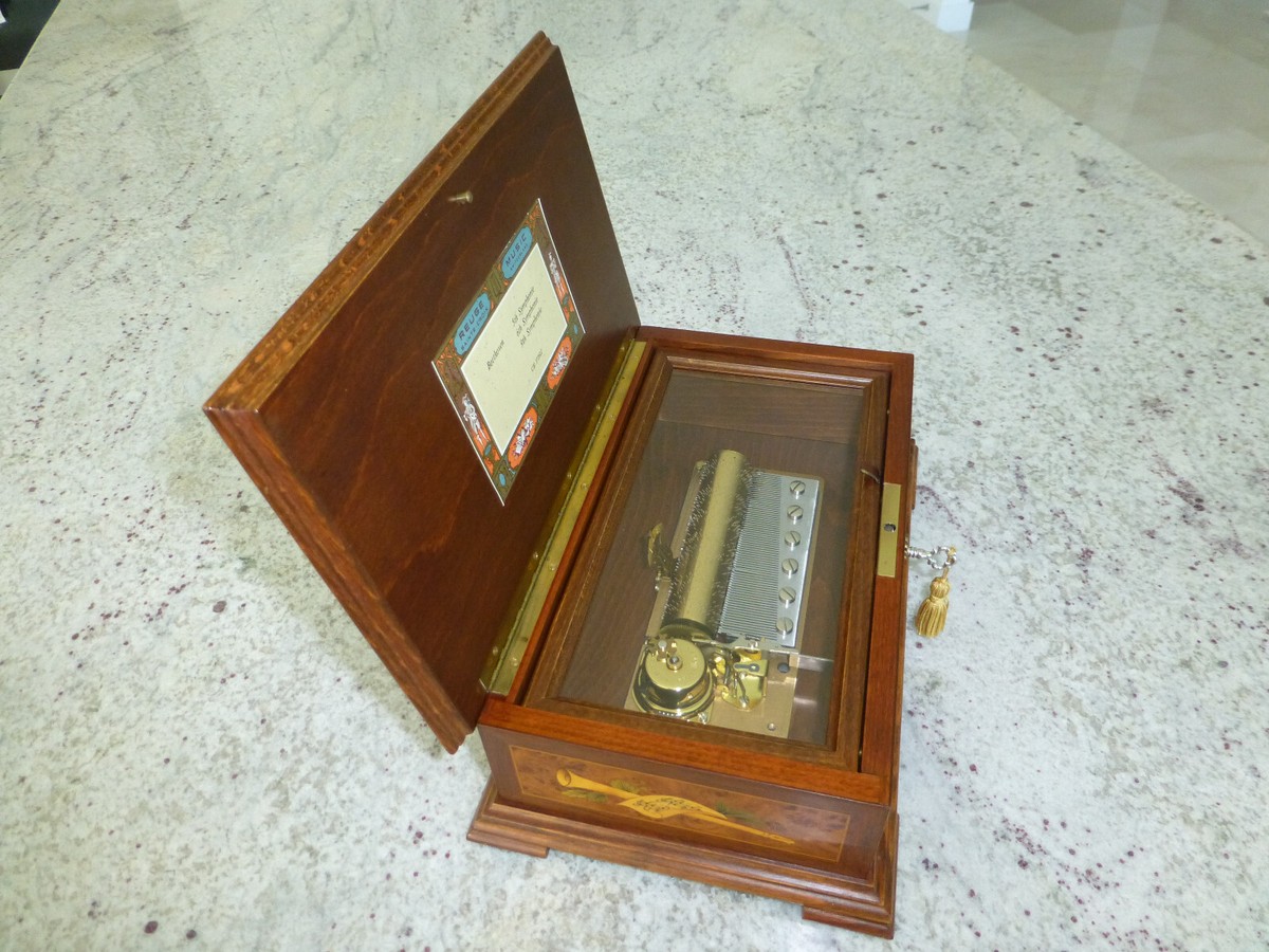 Rare Vintage Reuge Music Box 72 Keys / 3 Songs 'Beethoven' Limited