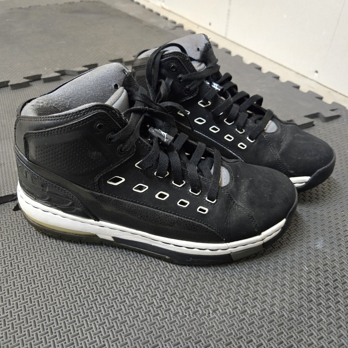 Jordan Ol\' School Black White Cool Grey Mens Athletic Sneaker Jordan Ol main image 3