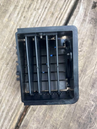 2000-2005 Chevrolet Impala Li R/Front AC Air Vent Grille Black #C-27K OEM - Picture 2 of 8