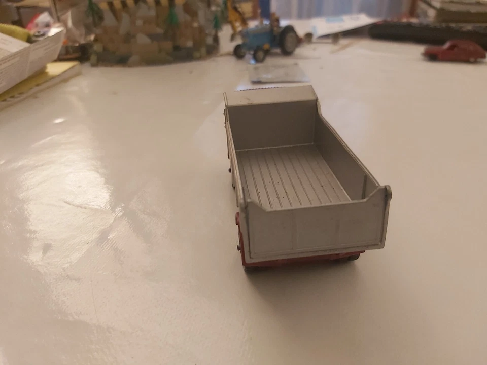 Macchinina - MATCHBOX LESNEY - King size - Leyland Tipper - Made in England - Immagine 4 di 4